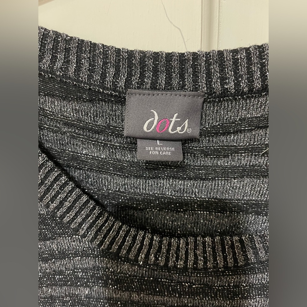 Dots Sweater - Picture 4 of 4
